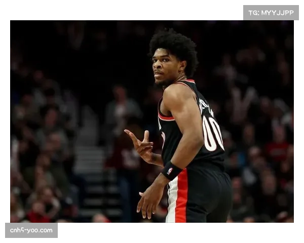 开拓者队新秀斯科特·亨德森因脚踝伤势,预计将缺席未来三场 开拓者队新秀斯科特·亨德森因脚踝伤势,预计将缺席未来三场